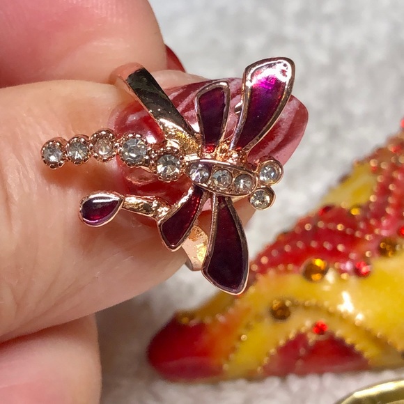 🦋Cute dragonfly ring rose gold with rhinestone-costume NWOT - Picture 7 of 11